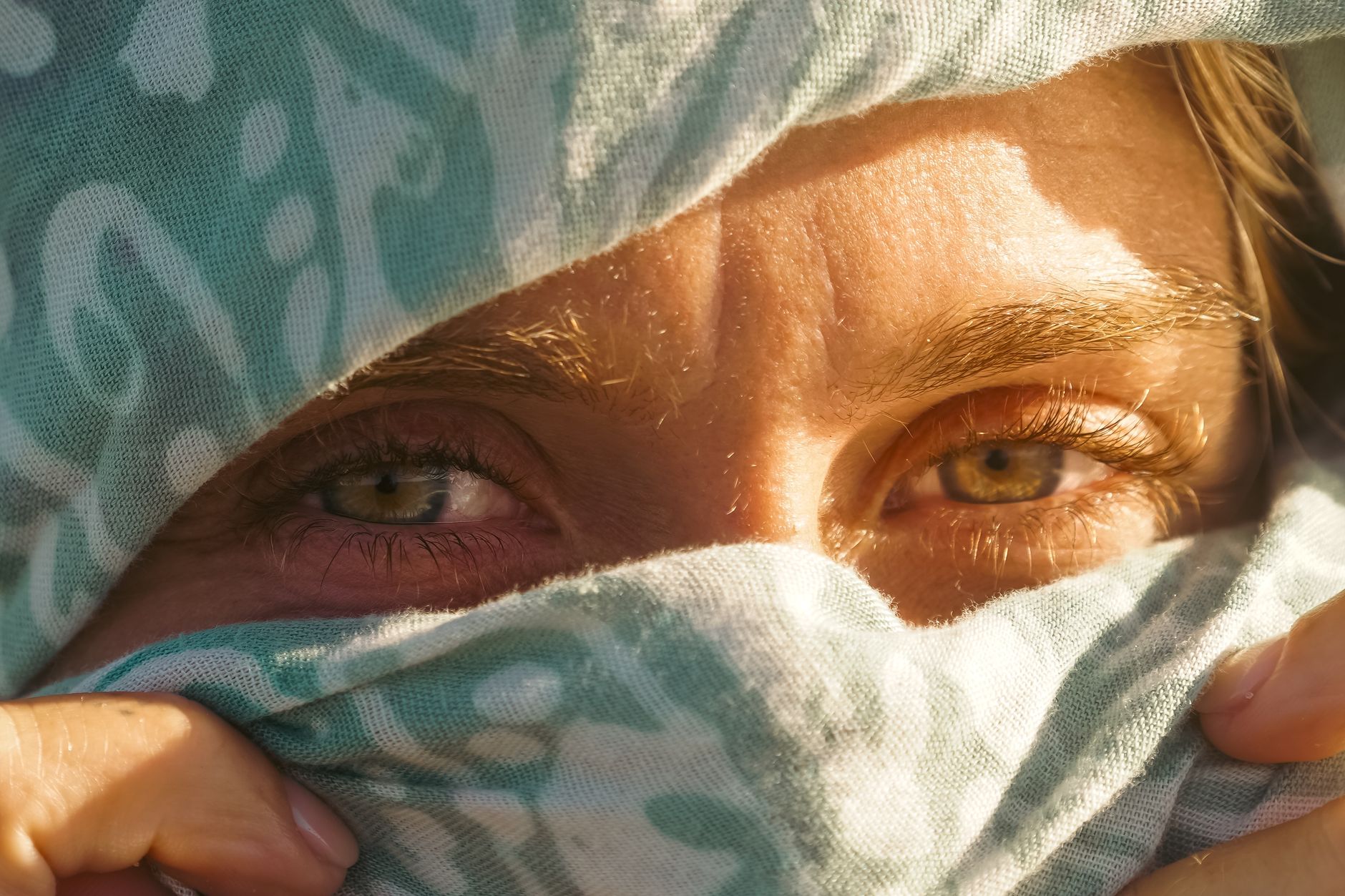 Unveiling the Hidden Impact: How Your Bedding Shapes Skin Health &amp; Sleep Quality
