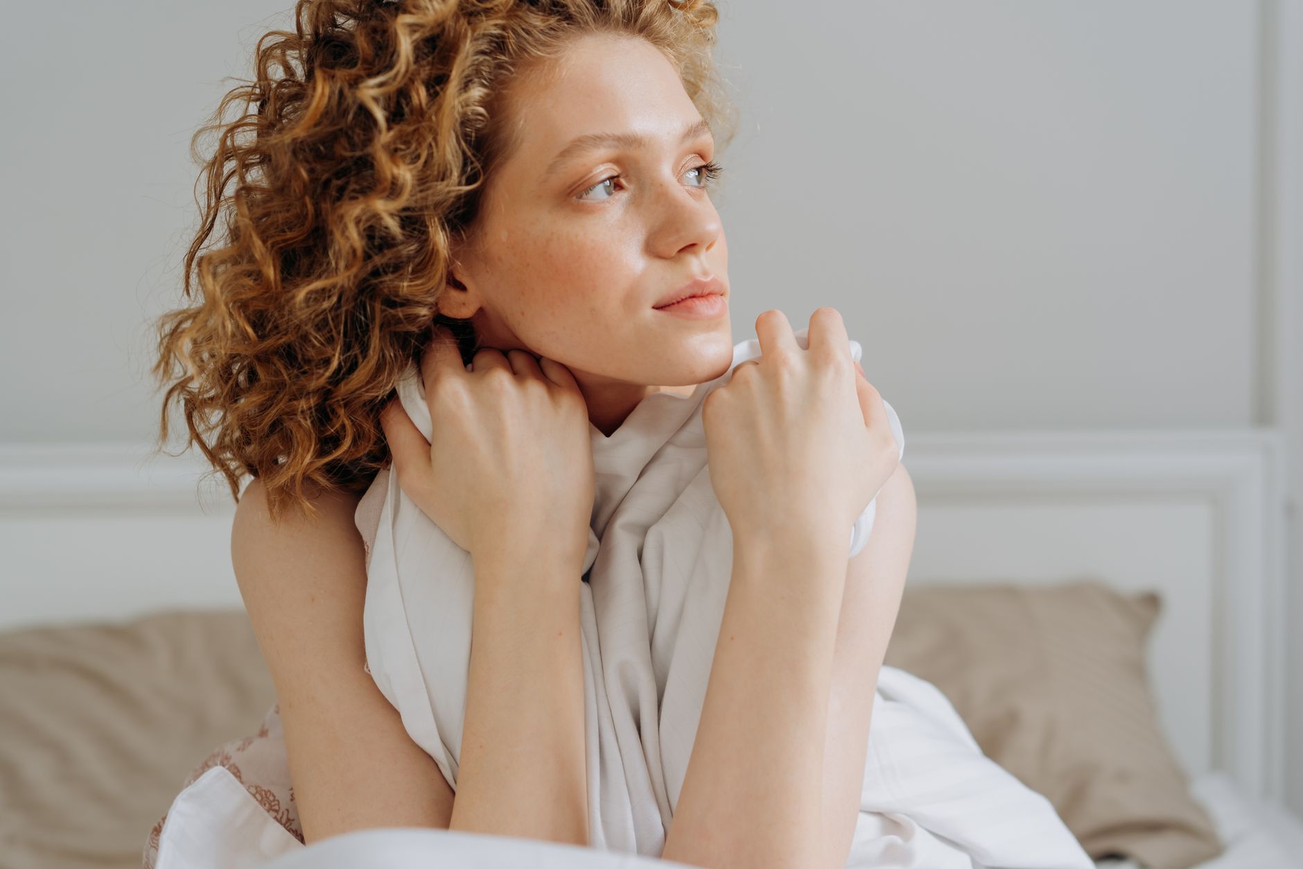 Unveiling the Bedding-Skin Connection: Your Silent Skincare Partner or Foe?